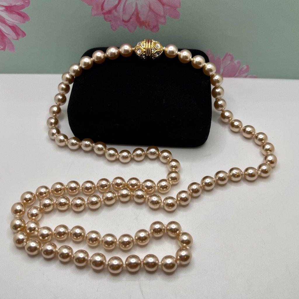 Nolan Miller 30 Pearls With Pave Egg Closure 39$
